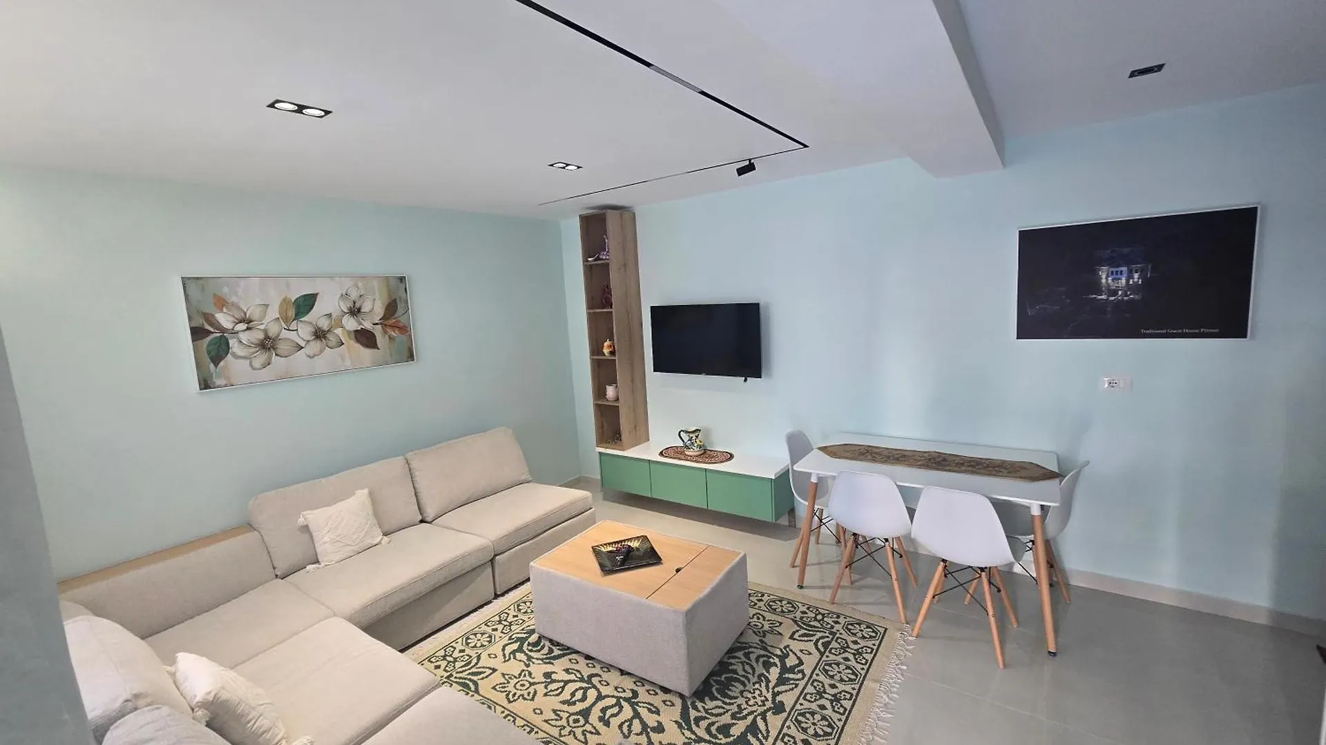Cozy Apartments With Garden Përmet